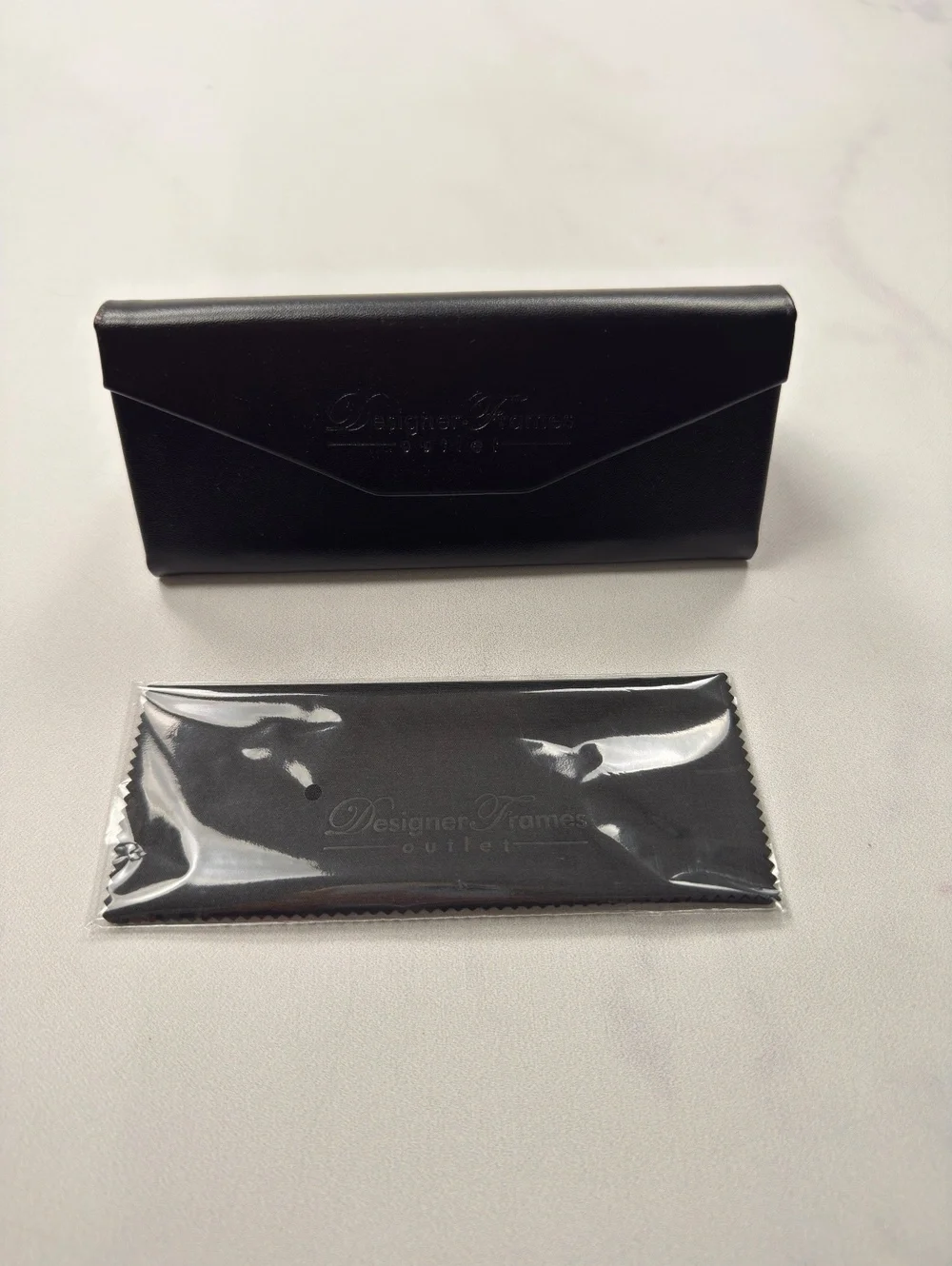 Designer Frames Outlet Black Eyeglass Case with Cloth
